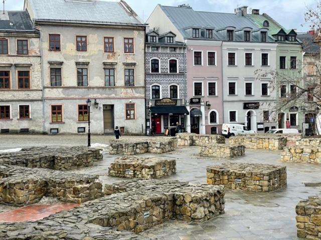 Apartament Z Widokiem Na Zamek - Apartment With A View Of The Castle لوبلين المظهر الخارجي الصورة