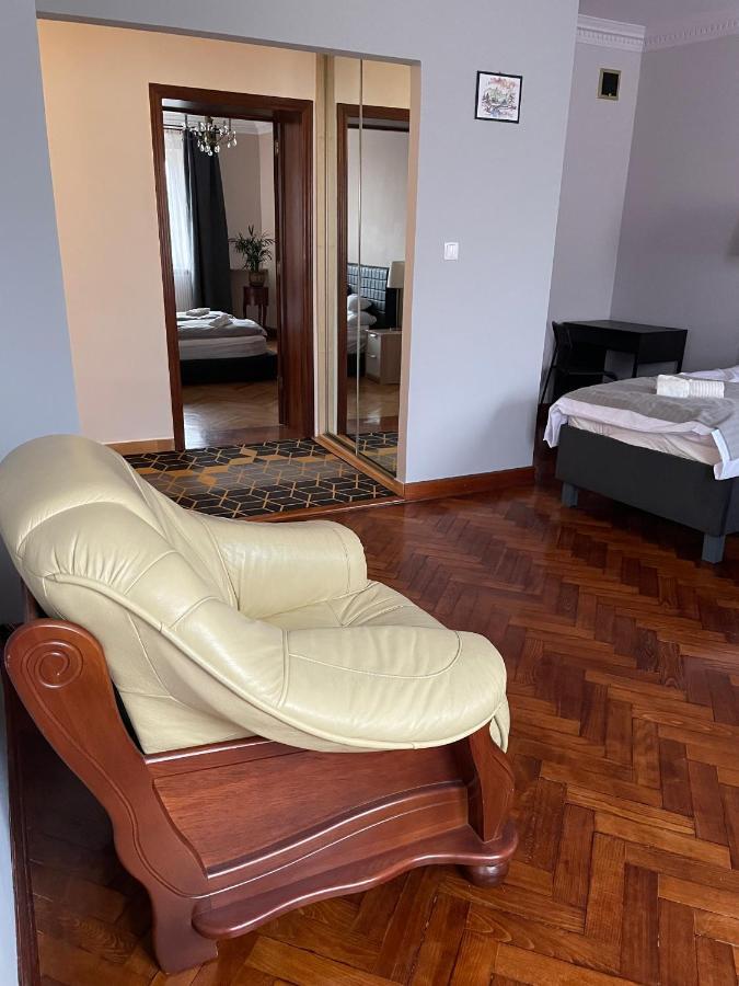 Apartament Z Widokiem Na Zamek - Apartment With A View Of The Castle لوبلين المظهر الخارجي الصورة